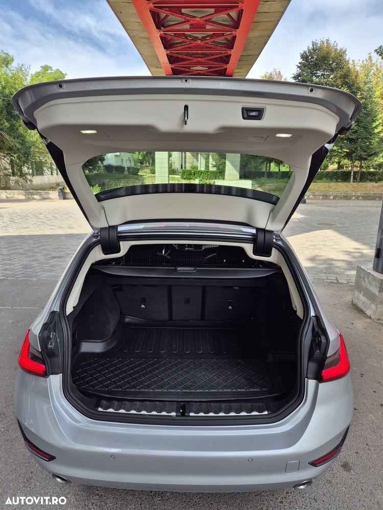 BMW Seria 3 320d xDrive AT MHEV - 10