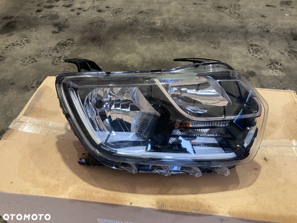 DACIA DUSTER 2 II LAMPA PRZEDNIA PRAWA REFLEKTOR PRAWY PRZÓD Wwa - 4