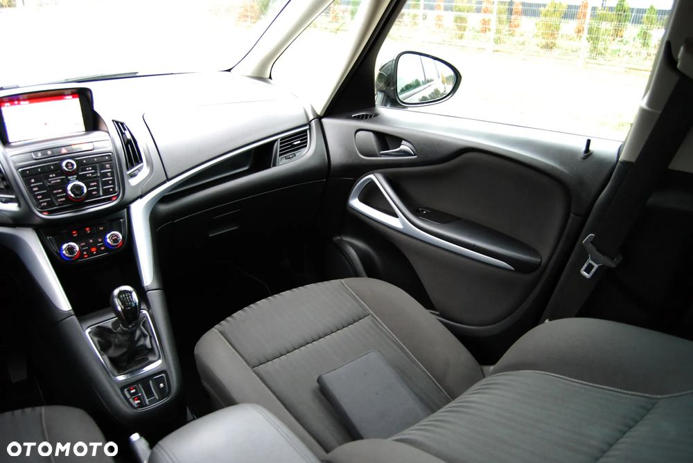 Opel Zafira 1.4 T Cosmo EU6 - 31