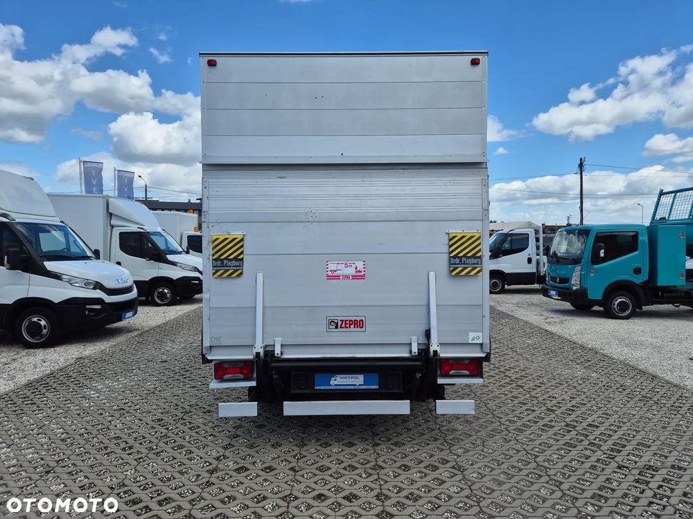 Iveco Daily 35C16 Hi-Matic, kontener 8PAL, winda 750KG, 133 600KM, klimatyzacja, webasto, drzwi boczne - 5