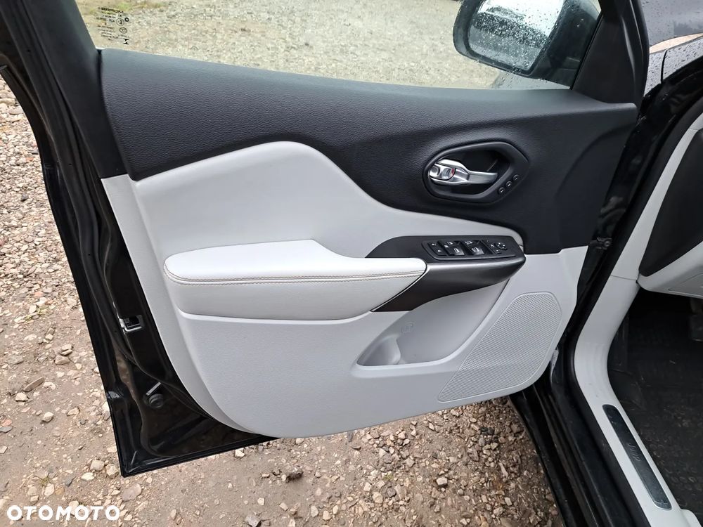 Jeep Cherokee 2.0 GME Active Drive I Overland - 16