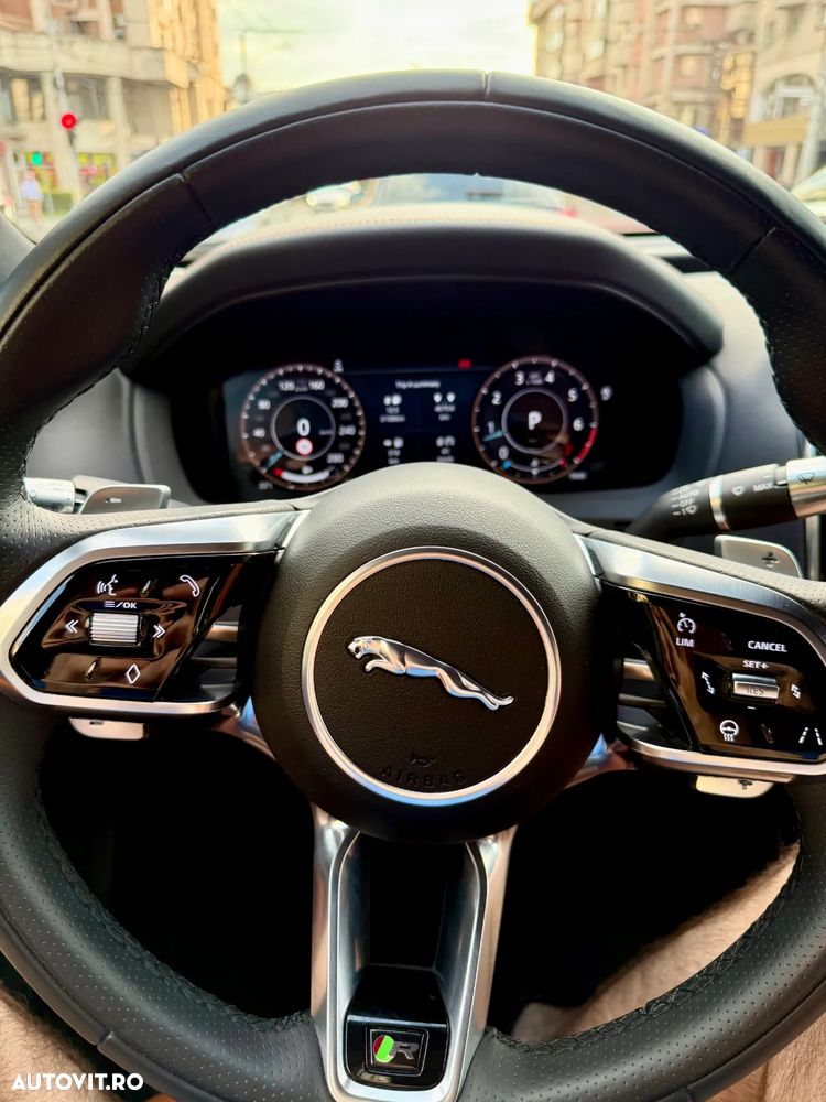 Jaguar XE P300 AWD Aut. R-Dynamic HSE - 5