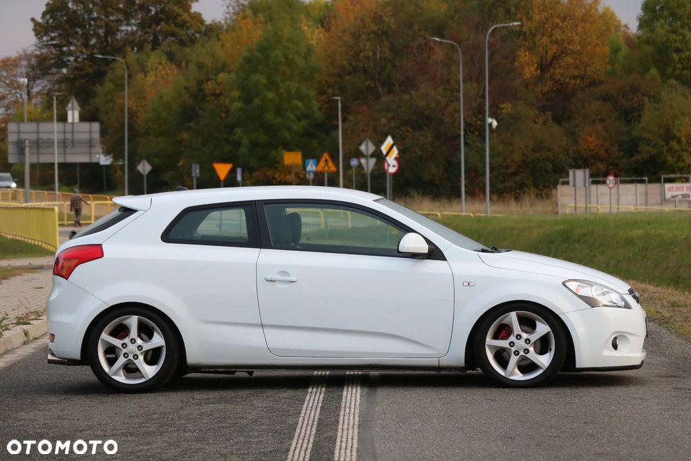 Kia ProCeed 2.0 CVVT TX - 29