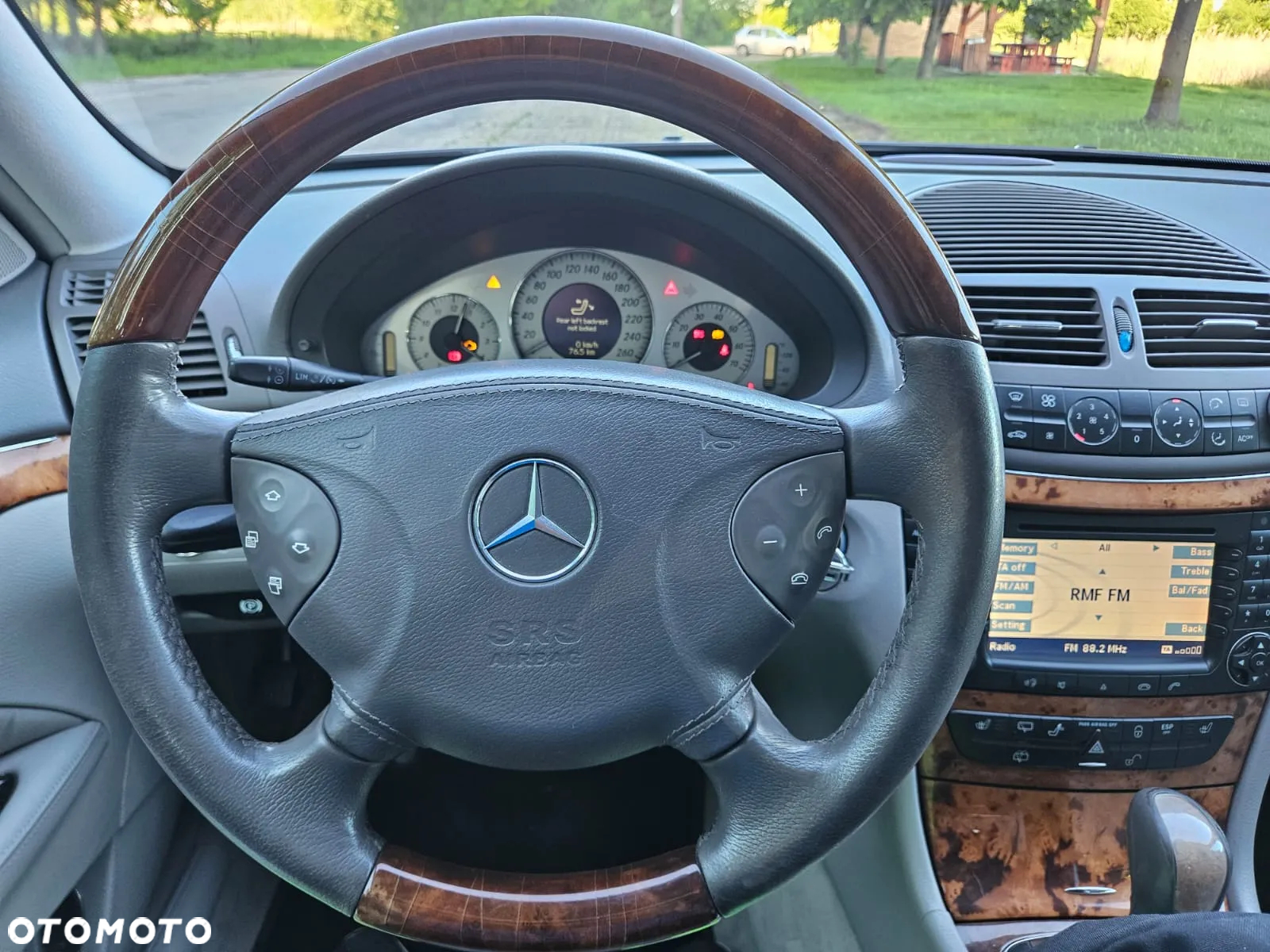 Mercedes-Benz Klasa E 320 T Avantgarde - 15