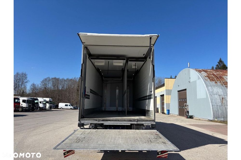 Renault T380 4x2 EURO6 + CARRIER SUPRA 1150 U - 9