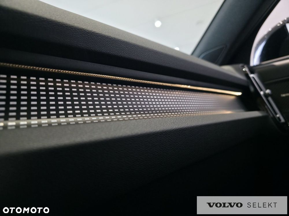 Volvo XC 40 - 24