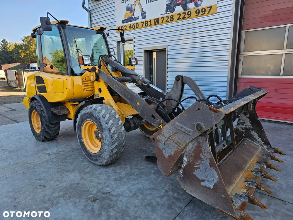 Volvo L25 - 4