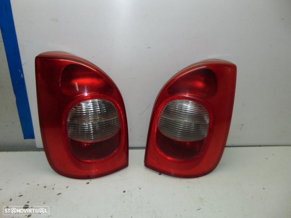 Citroen Xsara Picasso farolins - 1