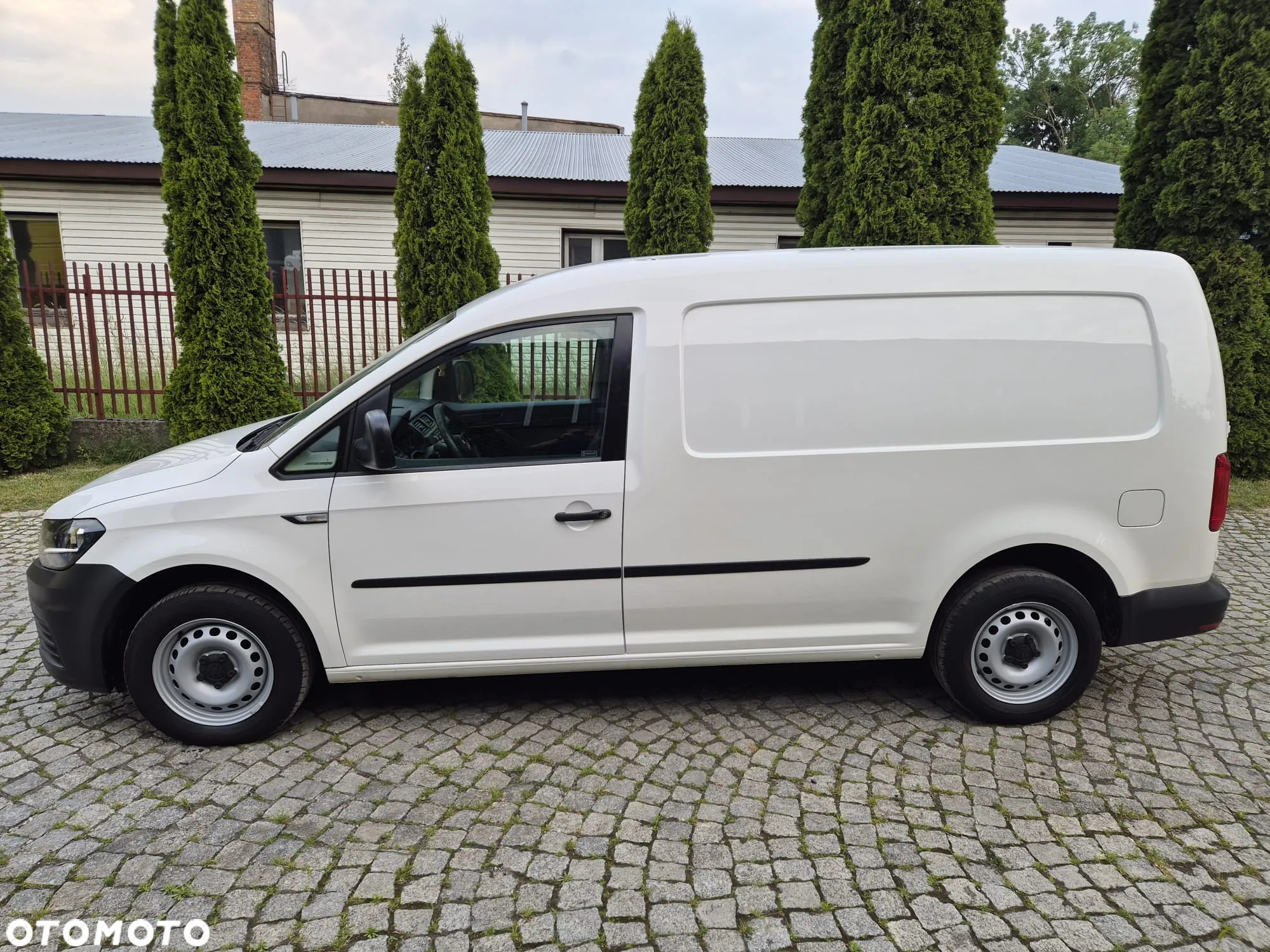 Volkswagen Caddy Maxi - 6