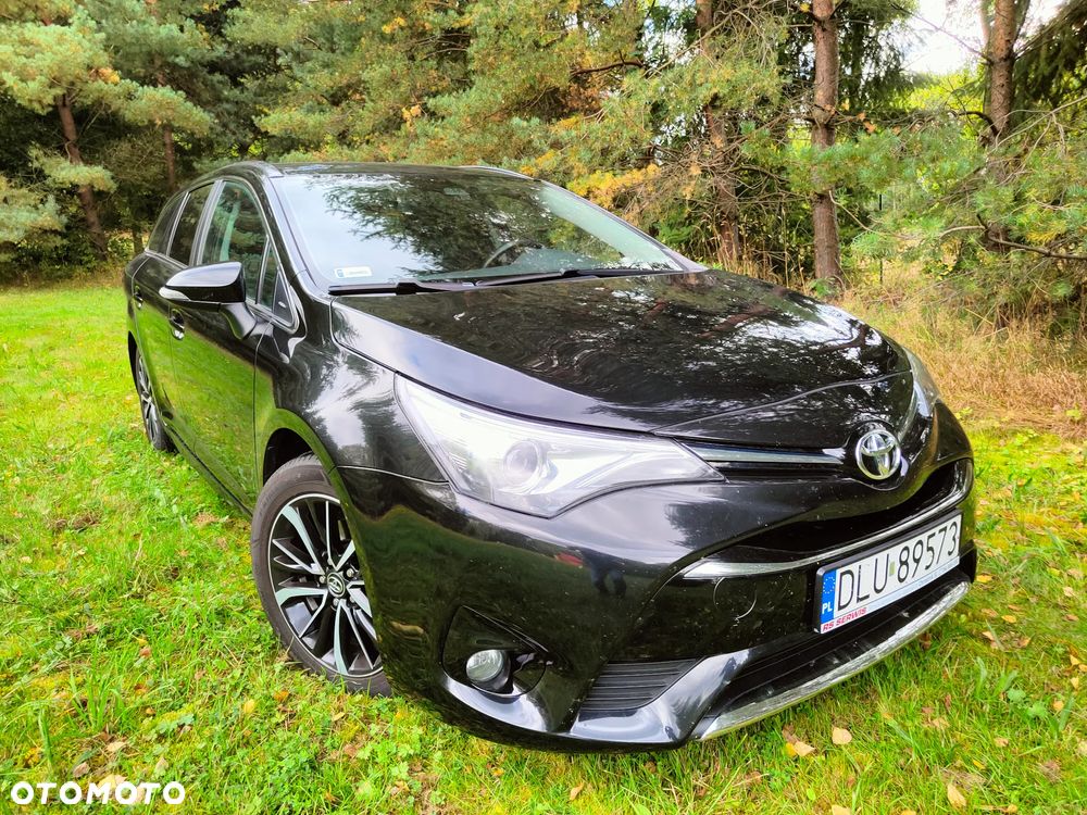 Toyota Avensis 1.8 Premium - 1
