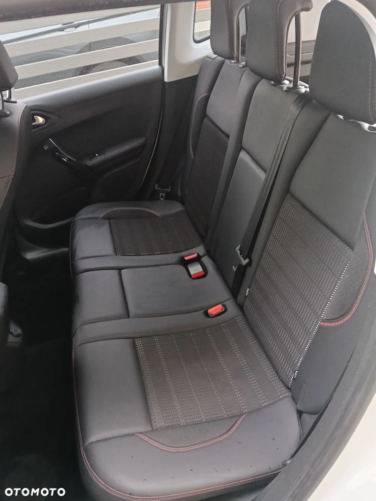 Peugeot 2008 PureTech 130 Stop&Start GT-Line Edition - 14