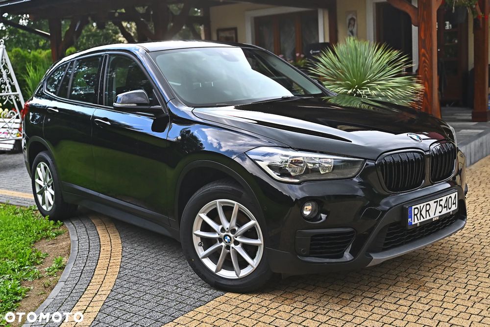BMW X1 xDrive18d Sport Line - 12