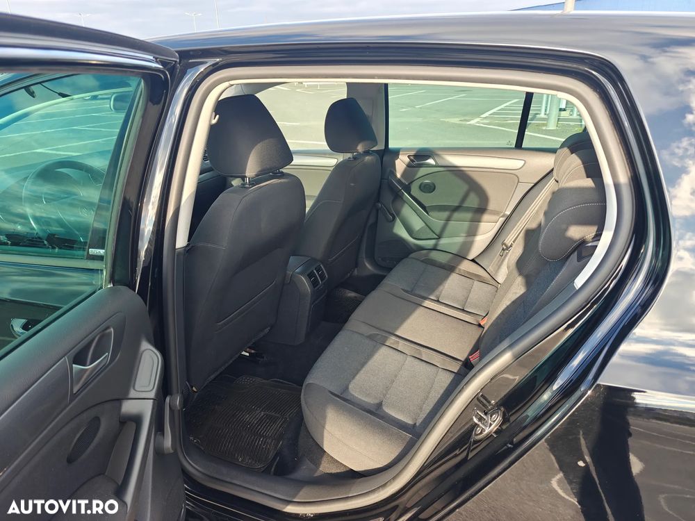 Volkswagen Golf 1.6 TDI DPF Comfortline - 5