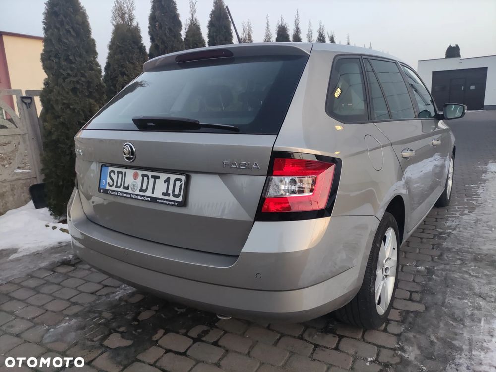 Skoda Fabia 1.0 TSI Ambition - 12