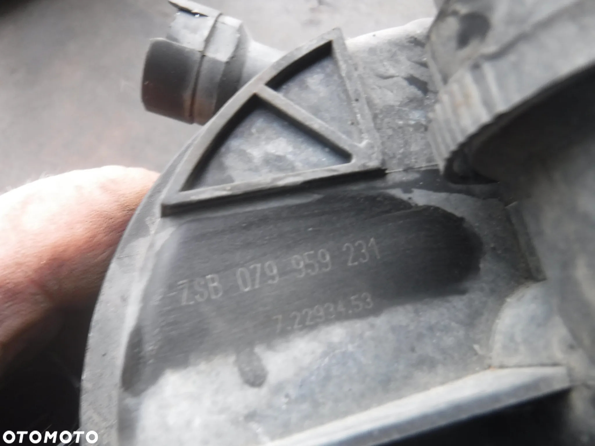 Audi S5 A5 8T A4 S4 A7 pompa powietrza wtornego 079959231 079959253 - 4