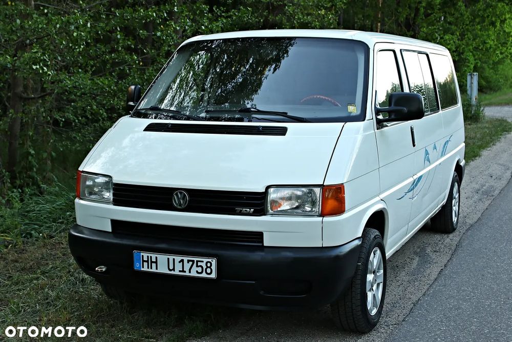 Volkswagen Multivan - 17