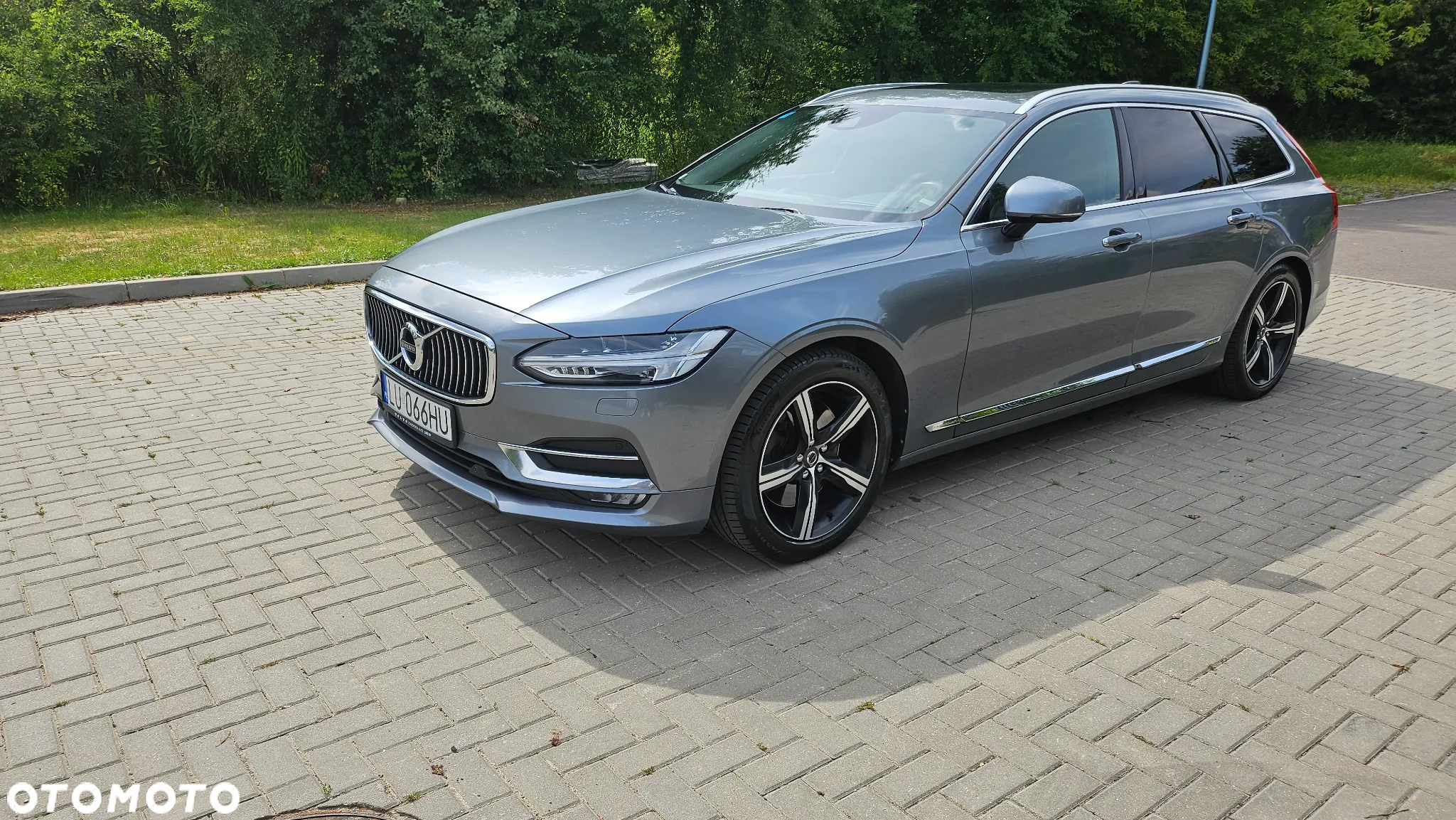 Volvo V90 D5 AWD Inscription - 8