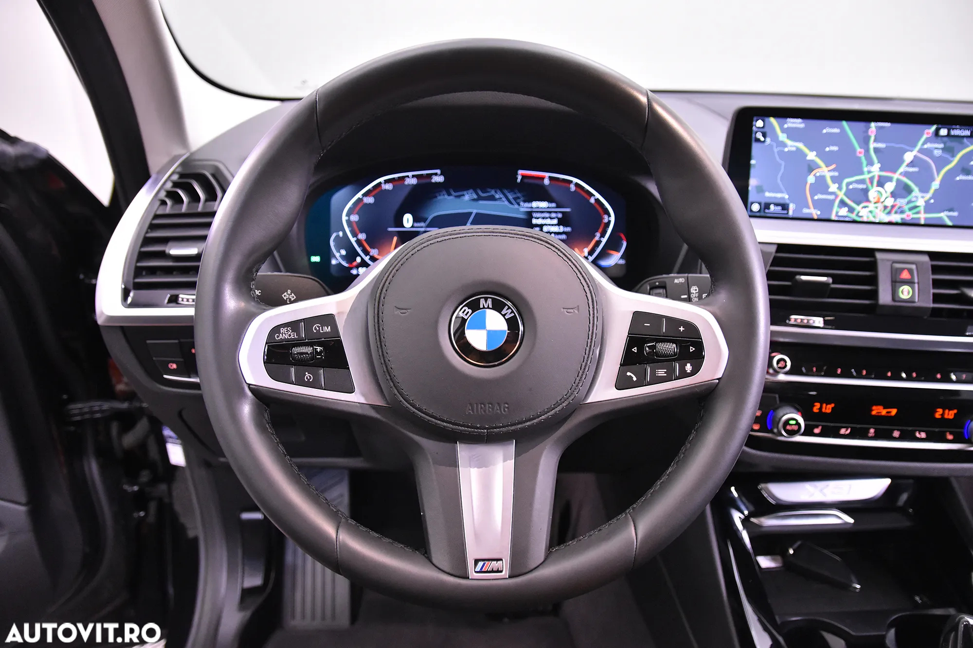 BMW X3 xDrive30i AT - 16