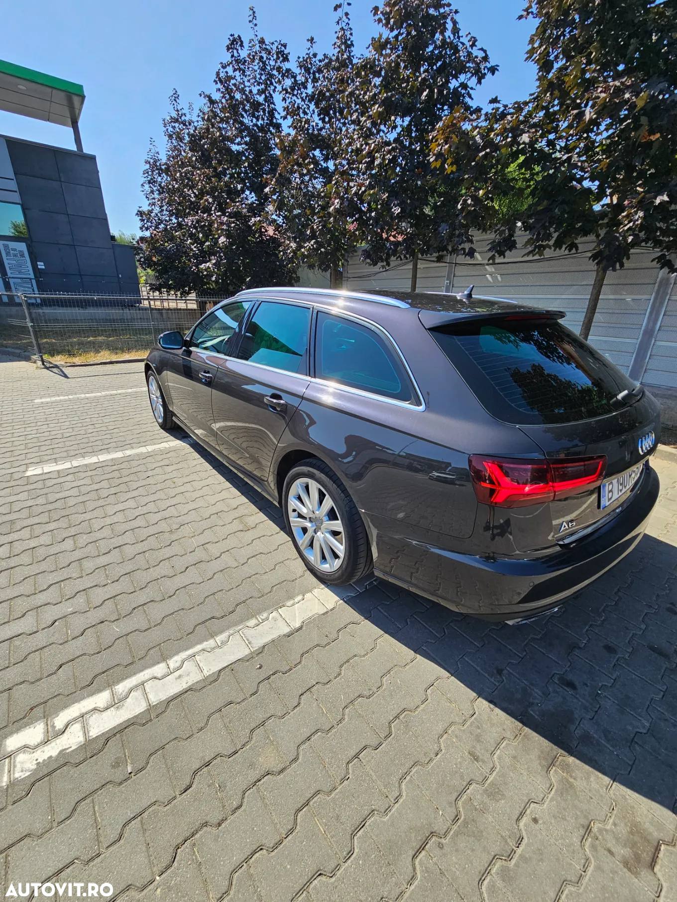 Audi A6 Avant 2.0 TDI Ultra S tronic - 5