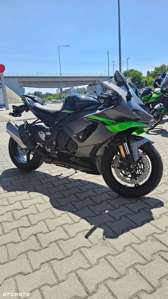 Kawasaki ZX - 2