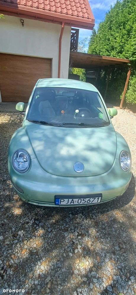 Volkswagen New Beetle - 3