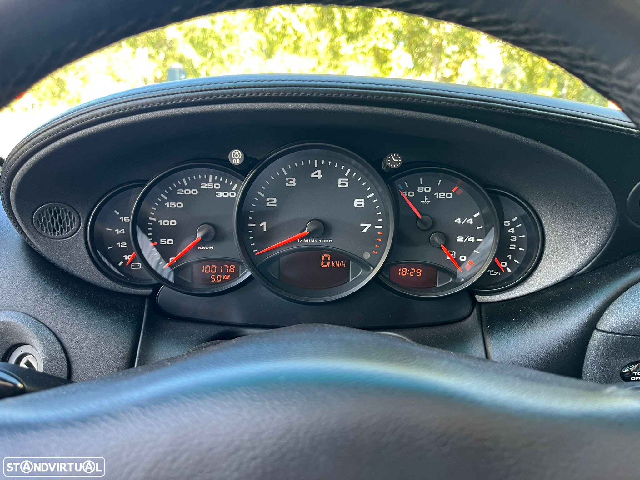 Porsche 911 (996) Carrera Cabrio - 13