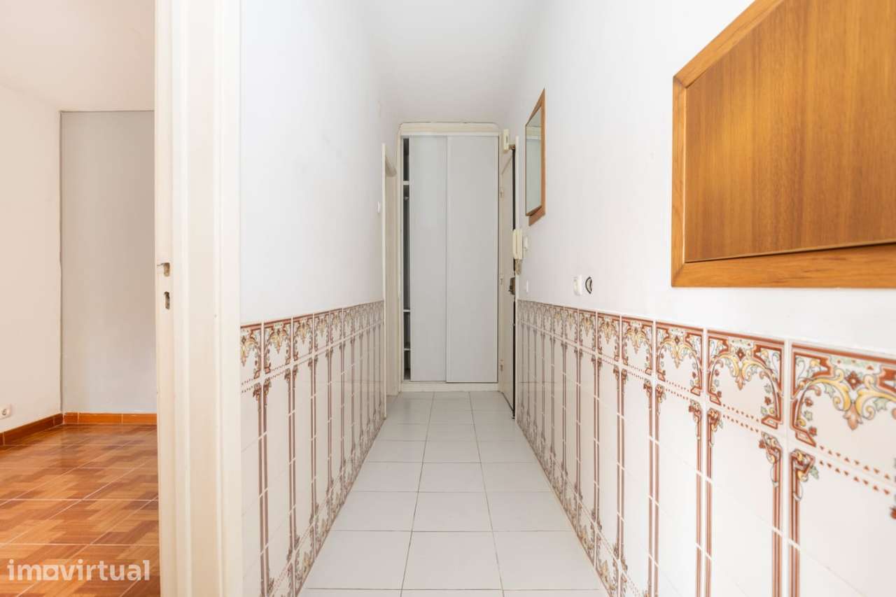 T1 com Logradouro Privativo na Pontinha – Pronto a Habitar e Junto ao - Grande imagem: 4/12