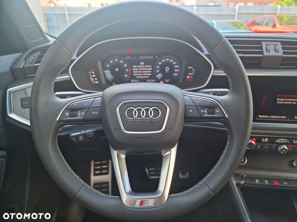 Audi Q3 - 22