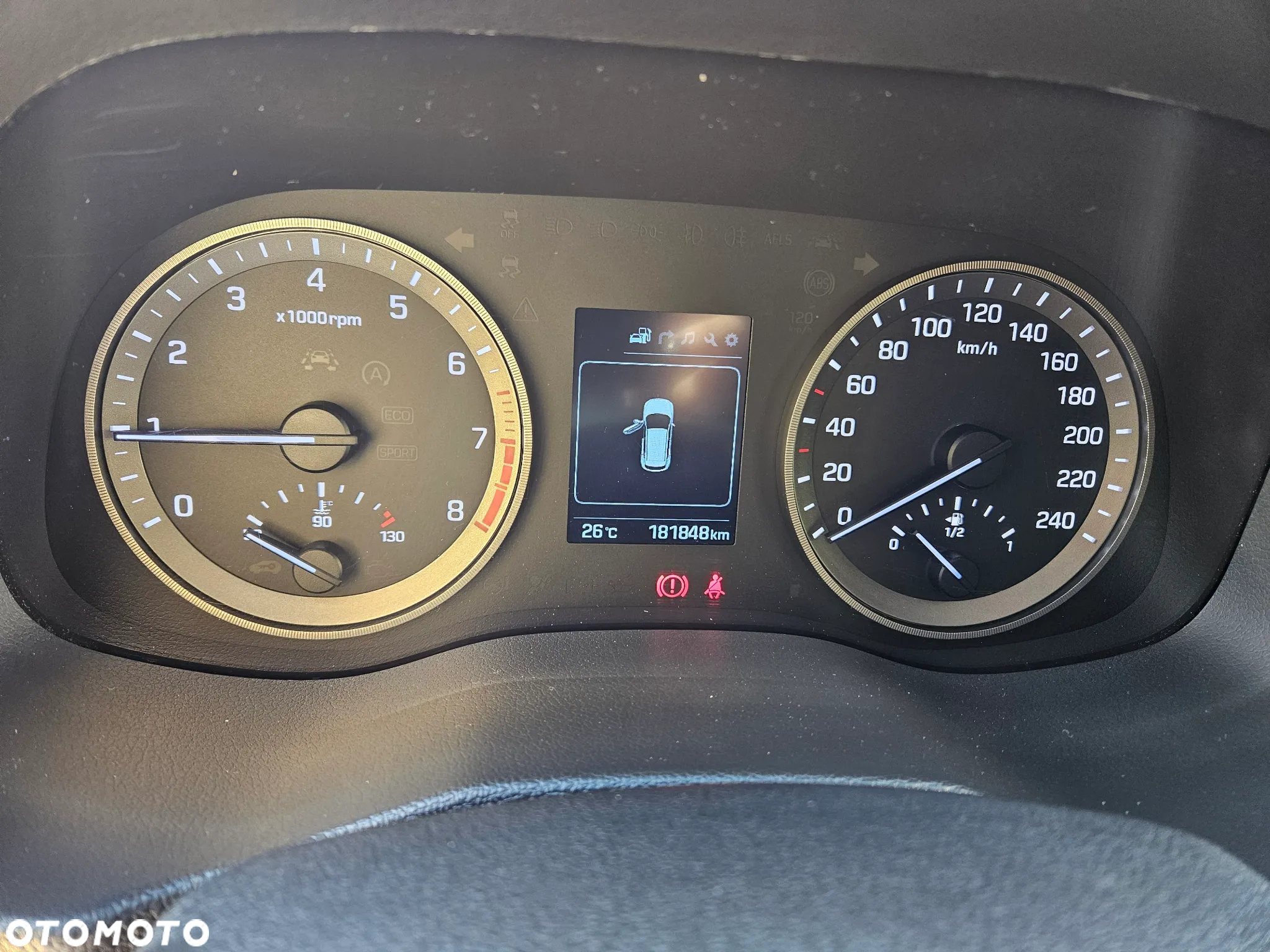 Hyundai Tucson 1.6 GDI BlueDrive GO 2WD - 21