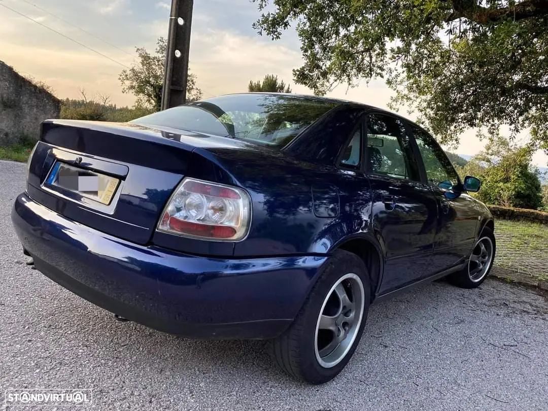 Audi A4 1.9 TDI Sport - 1