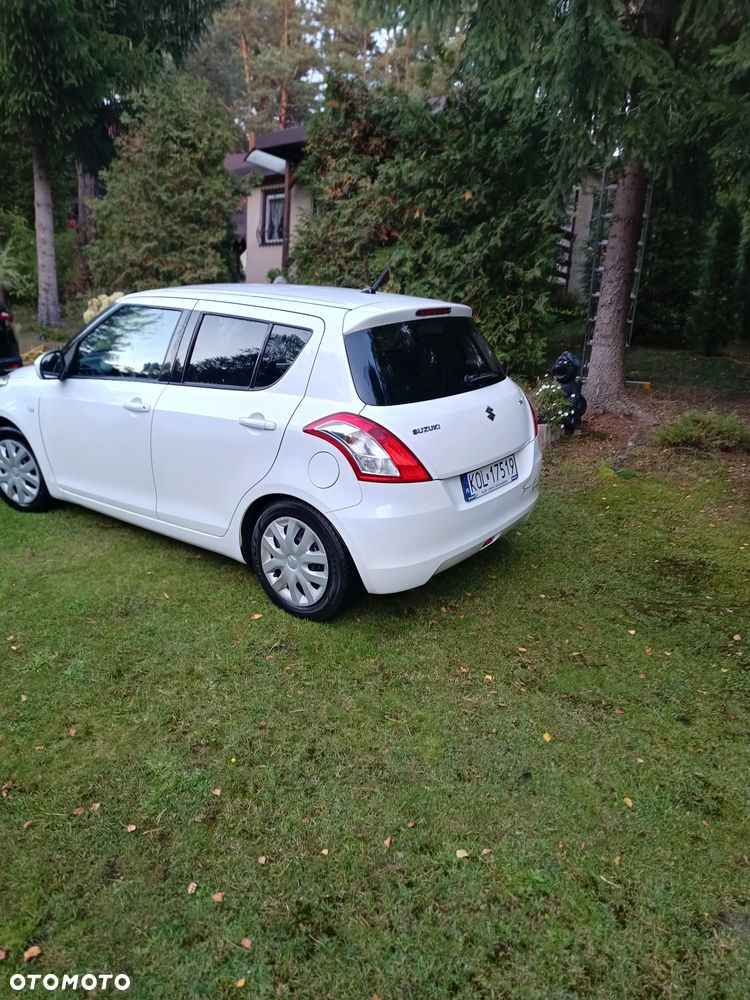 Suzuki Swift - 3