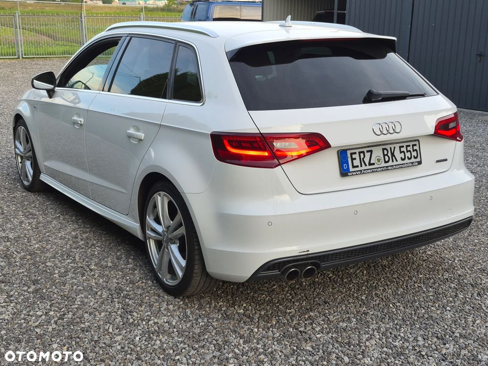 Audi A3 Sportback 2.0 TDI (clean diesel) quattro S tronic S line Sportpaket - 2
