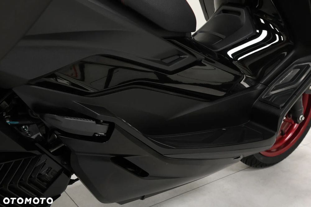 Honda NSS - 23