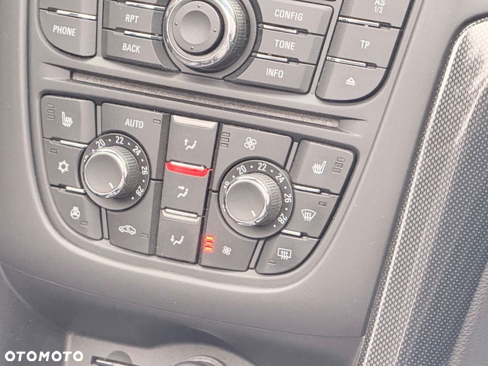 Opel Cascada 2.0 CDTI Cosmo S&S - 18