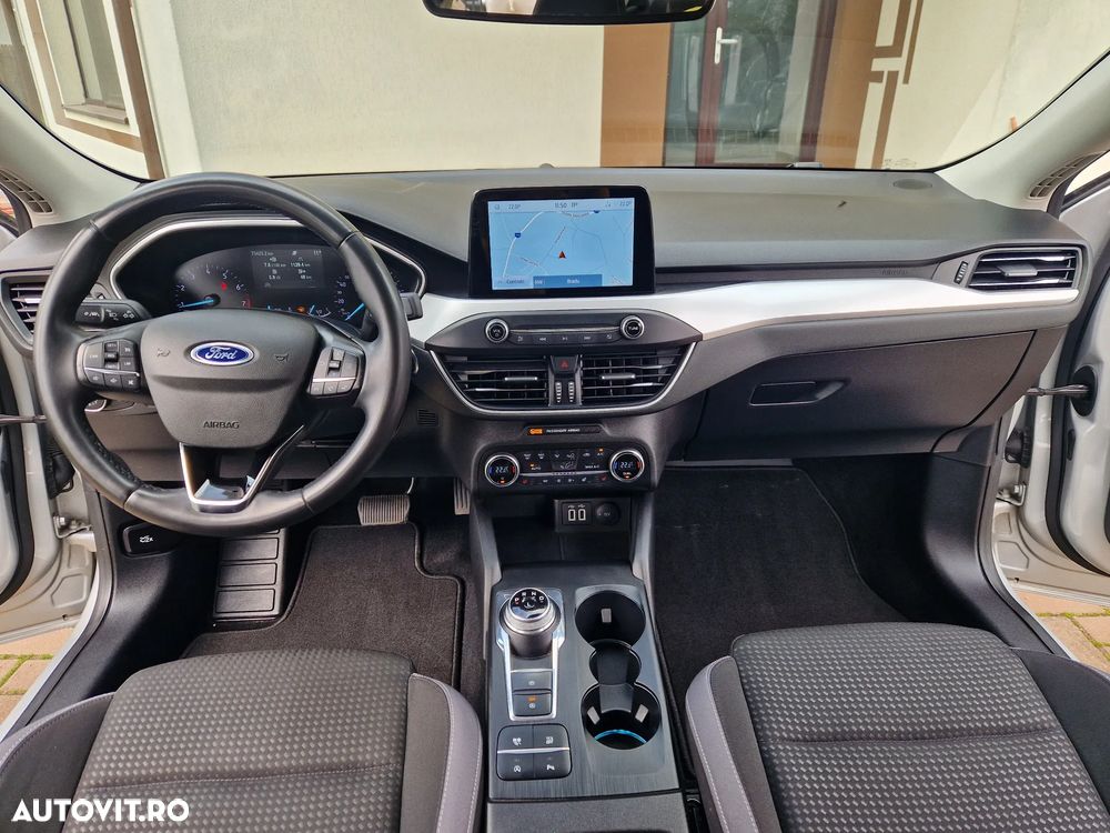 Ford Focus 1.0 EcoBoost Titanium - 4