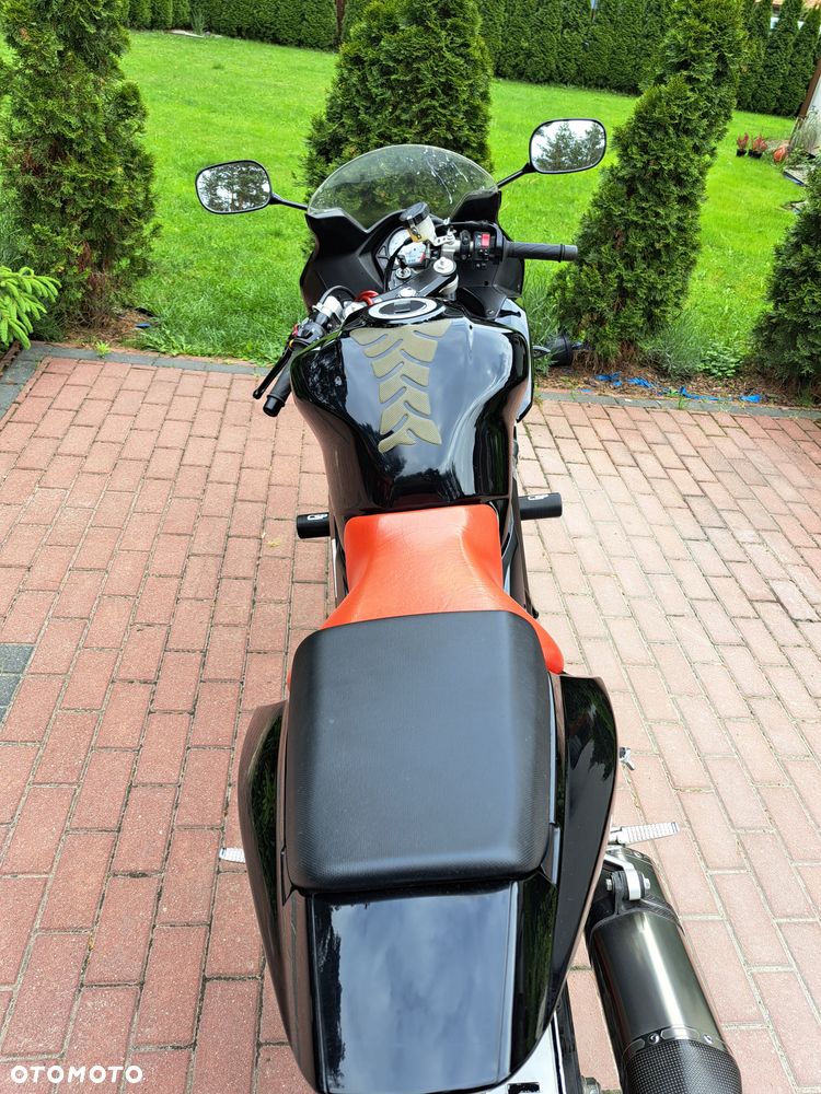 Suzuki SV - 6