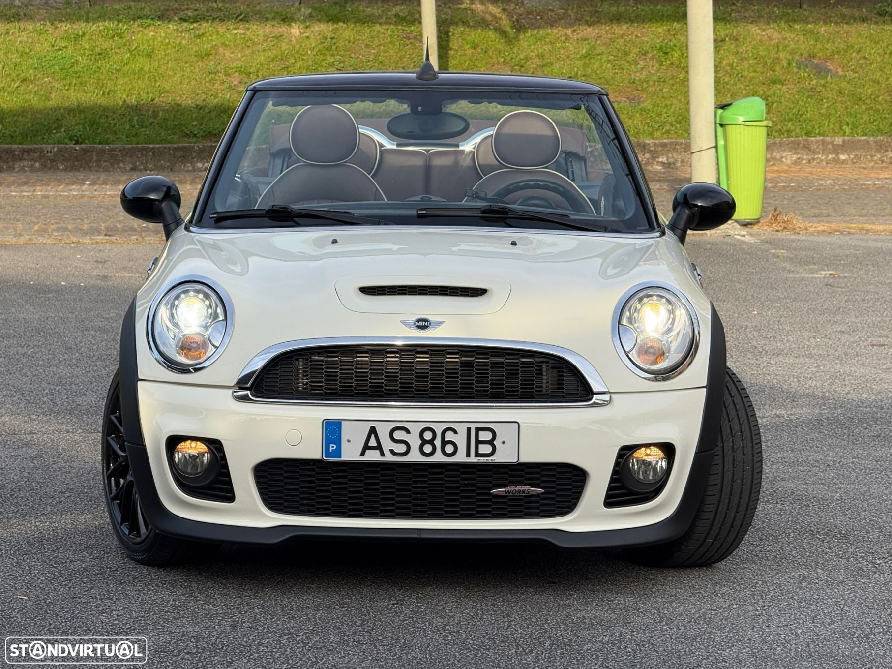 MINI Cabrio John Cooper Works - 3