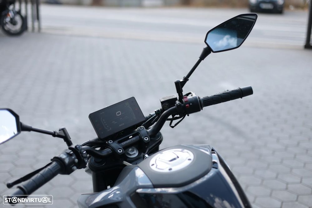 CF Moto 300NK - 9