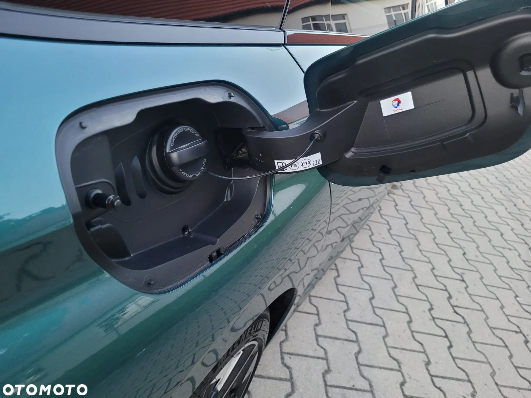 Peugeot 308 SW Plug-In Hybrid 225 e-EAT8 GT - 9