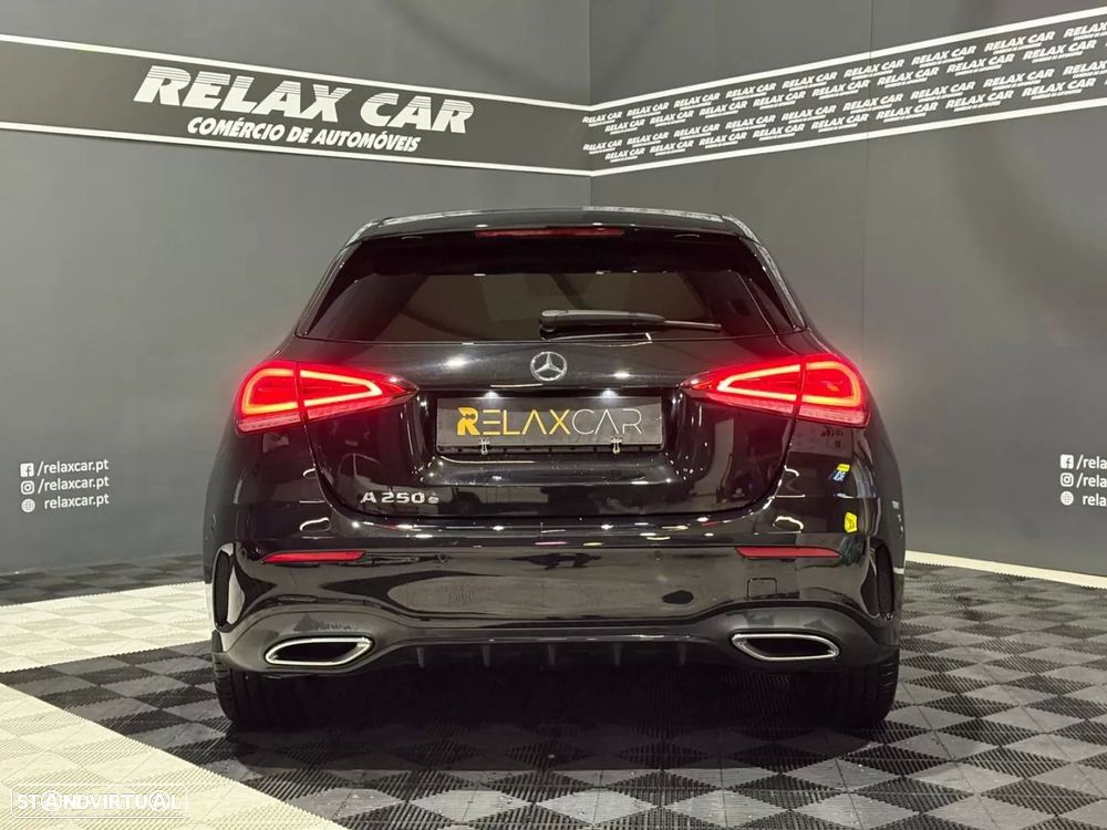 Mercedes-Benz A 250 e AMG Line - 24