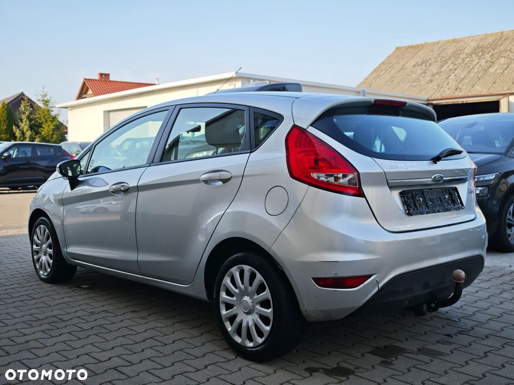 Ford Fiesta 1.25 Trend - 30