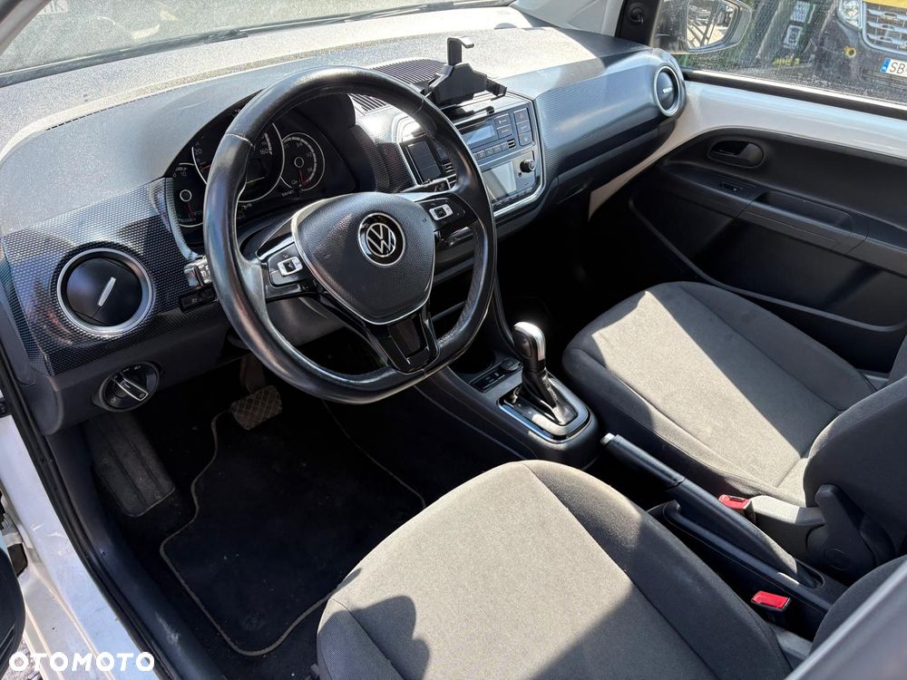 Volkswagen up! e-up - 21