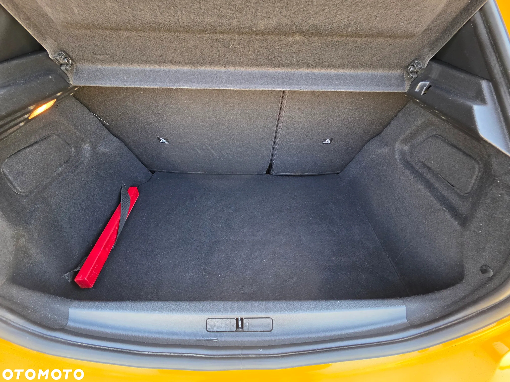 Peugeot 208 Hybrid 110 e-DSC6 Style - 24