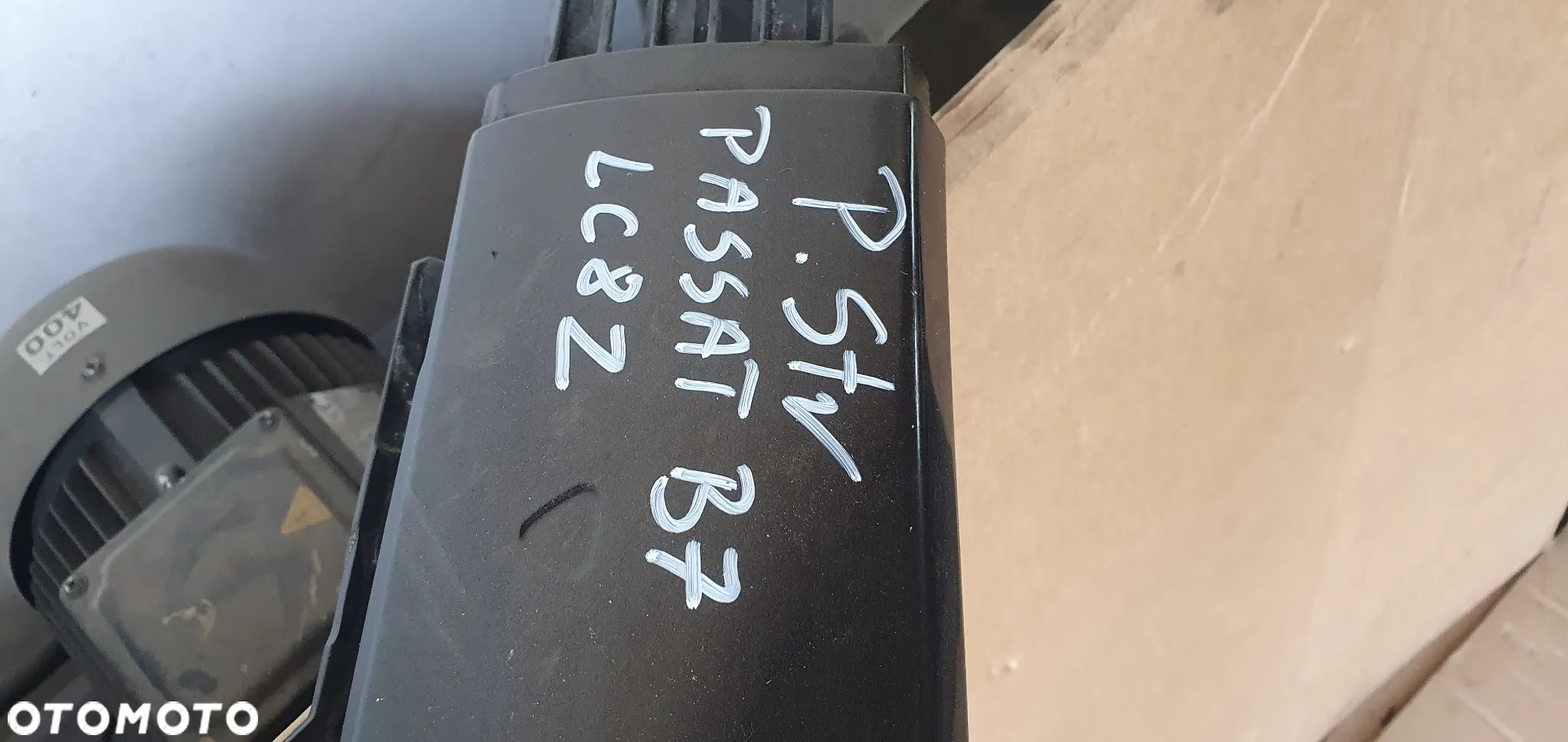 Listwa progowa osłona progu zaślepka prawa VW Passat B7 LC8Z 3AA853856 - 10