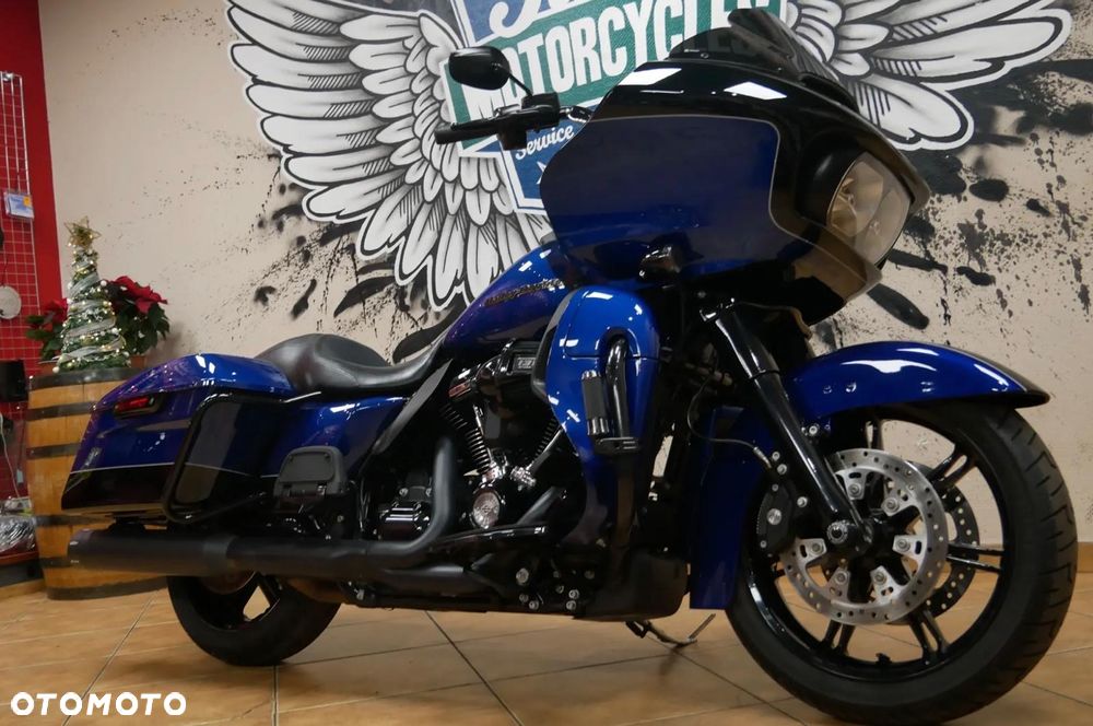 Harley-Davidson Touring Road Glide - 3