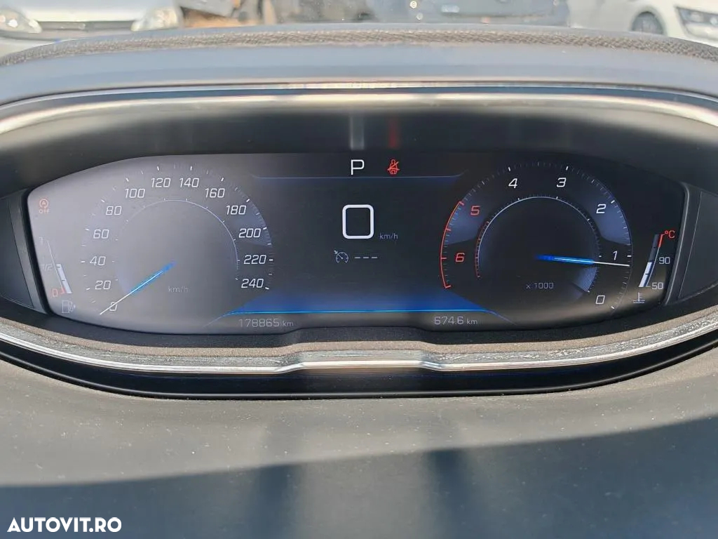 Peugeot 3008 1.5 BlueHDI S&S EAT8 Active - 29