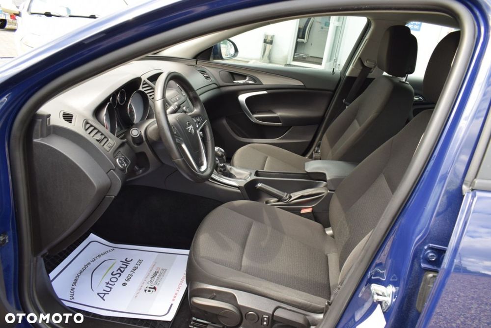 Opel Insignia - 15