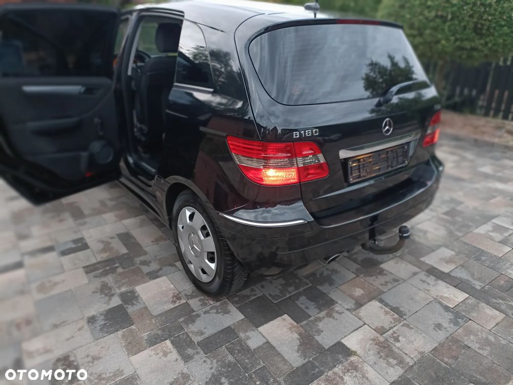 Mercedes-Benz Klasa B 180 CDI Autotronic - 8