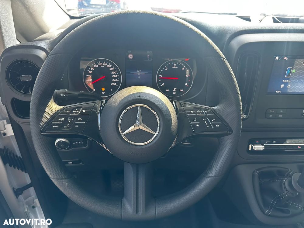 Mercedes-Benz Vito - 10