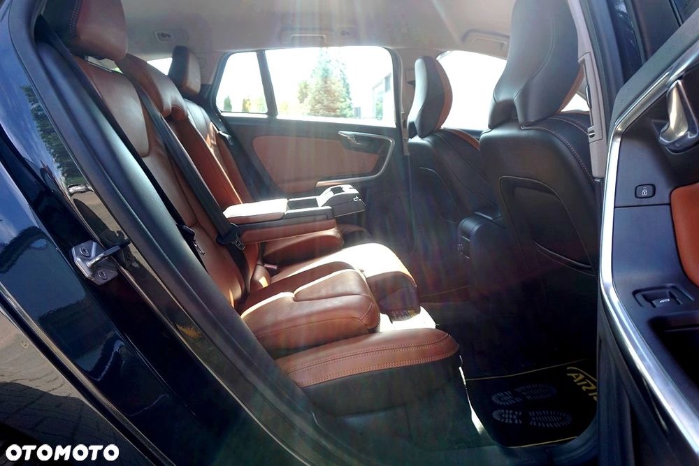 Volvo V60 D4 Drive-E Summum - 36